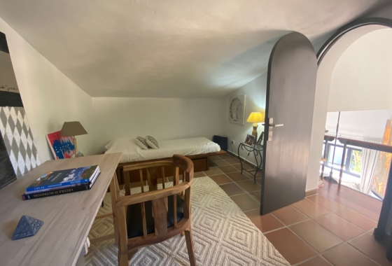 Resale - Villa - Calviá - Mallorca