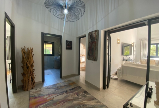 Resale - Villa - Calviá - Mallorca