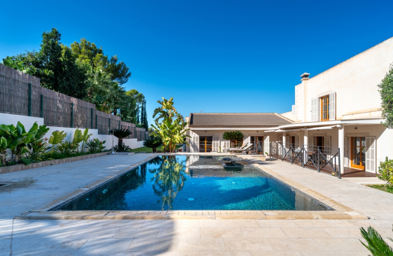Resale - Villa - Calviá - Mallorca