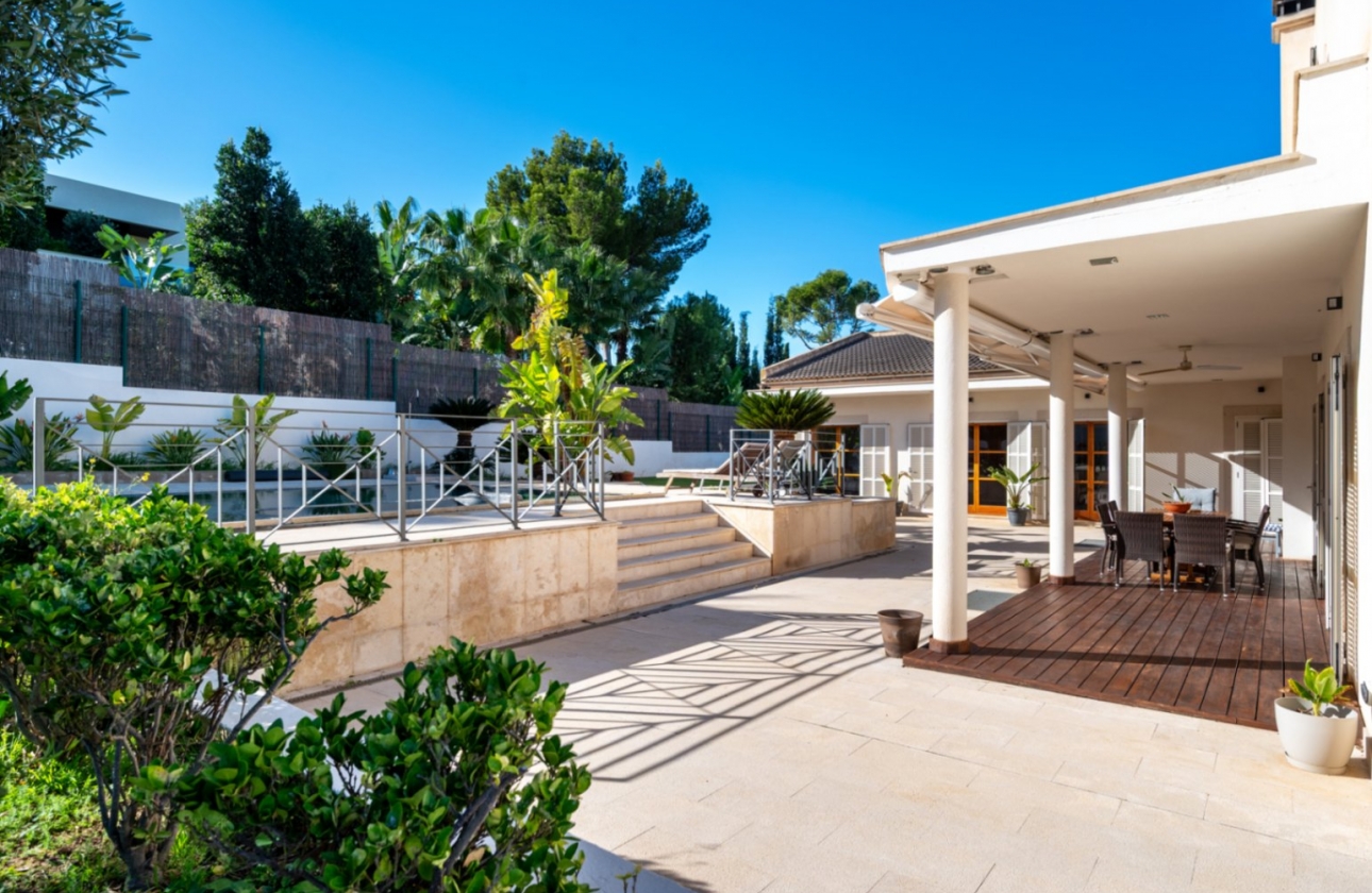 Resale - Villa - Calviá - Mallorca