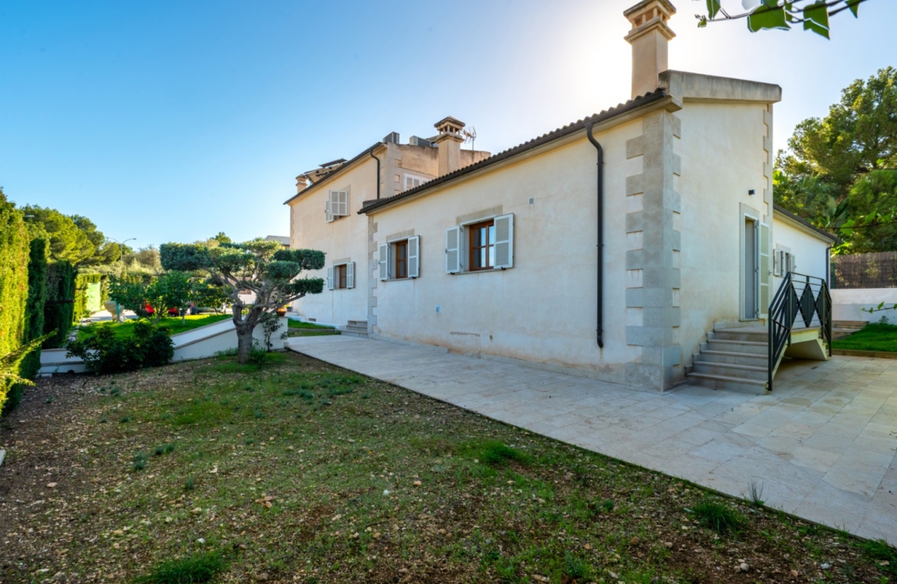 Resale - Villa - Calviá - Mallorca