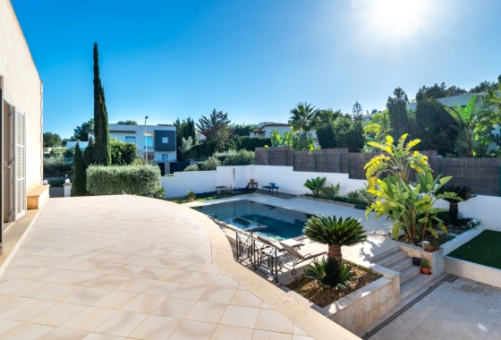 Resale - Villa - Calviá - Mallorca