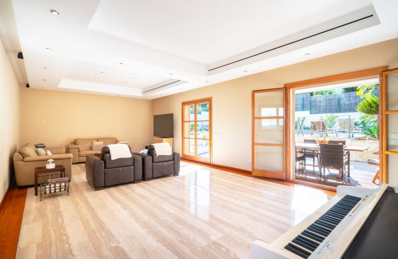 Resale - Villa - Calviá - Mallorca