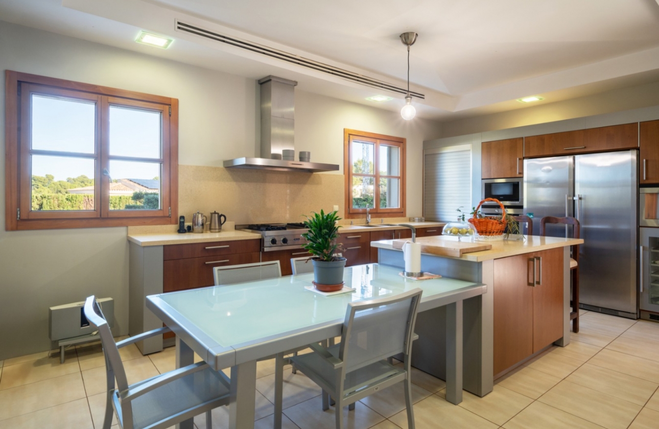 Resale - Villa - Calviá - Mallorca