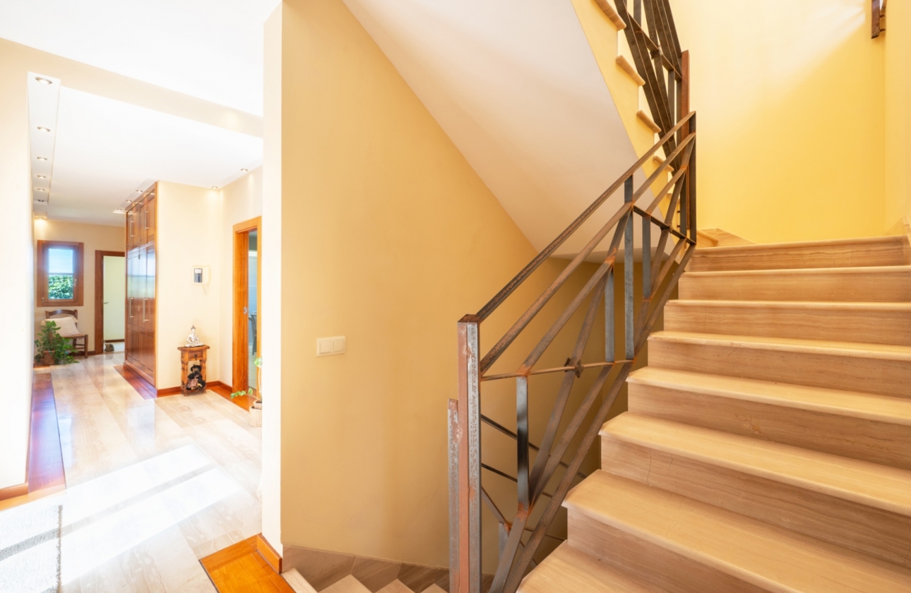 Resale - Villa - Calviá - Mallorca