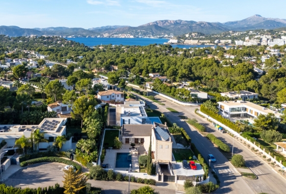 Resale - Villa - Calviá - Mallorca