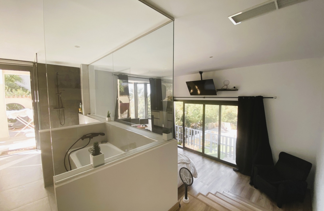 Resale - Villa - Calviá - Mallorca
