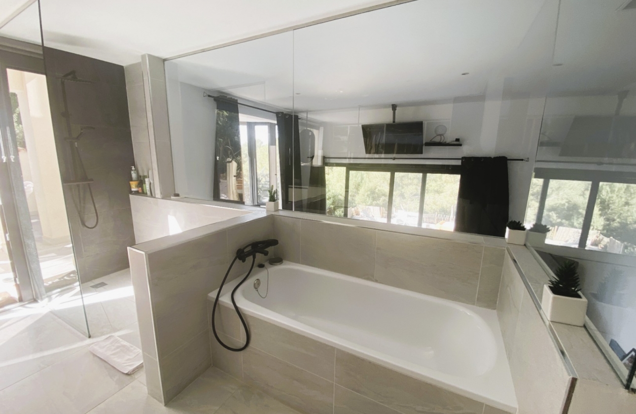 Resale - Villa - Calviá - Mallorca
