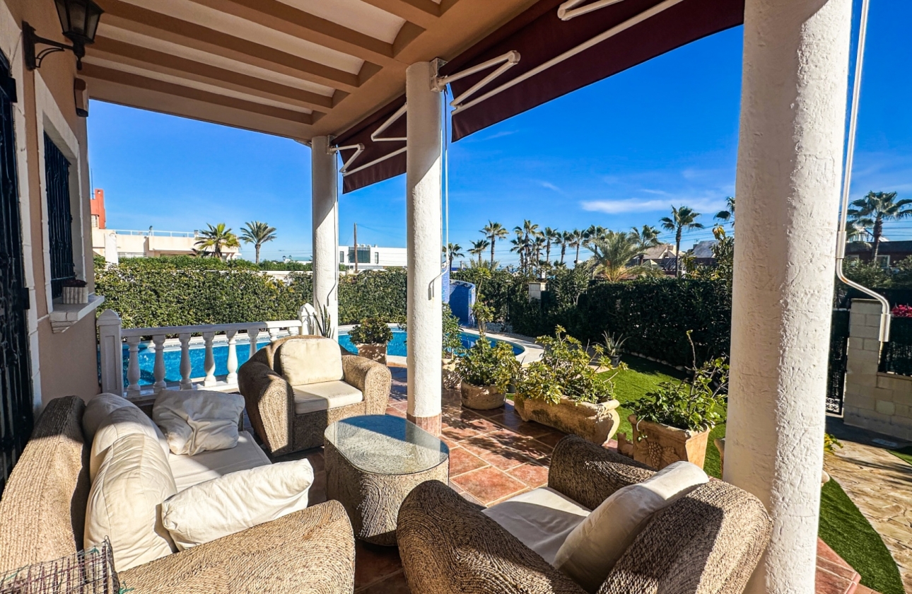 Reventa - Villa - Torrevieja - La Mata