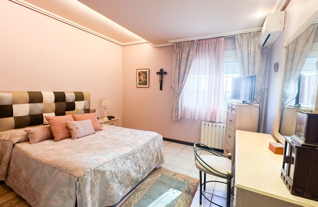 Reventa - Villa - Torrevieja - La Mata