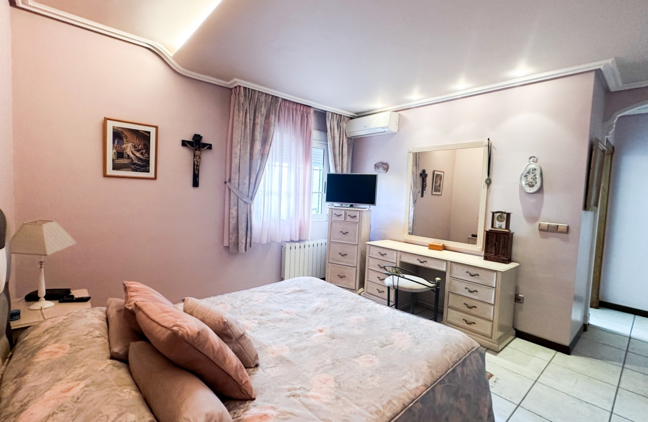 Reventa - Villa - Torrevieja - La Mata