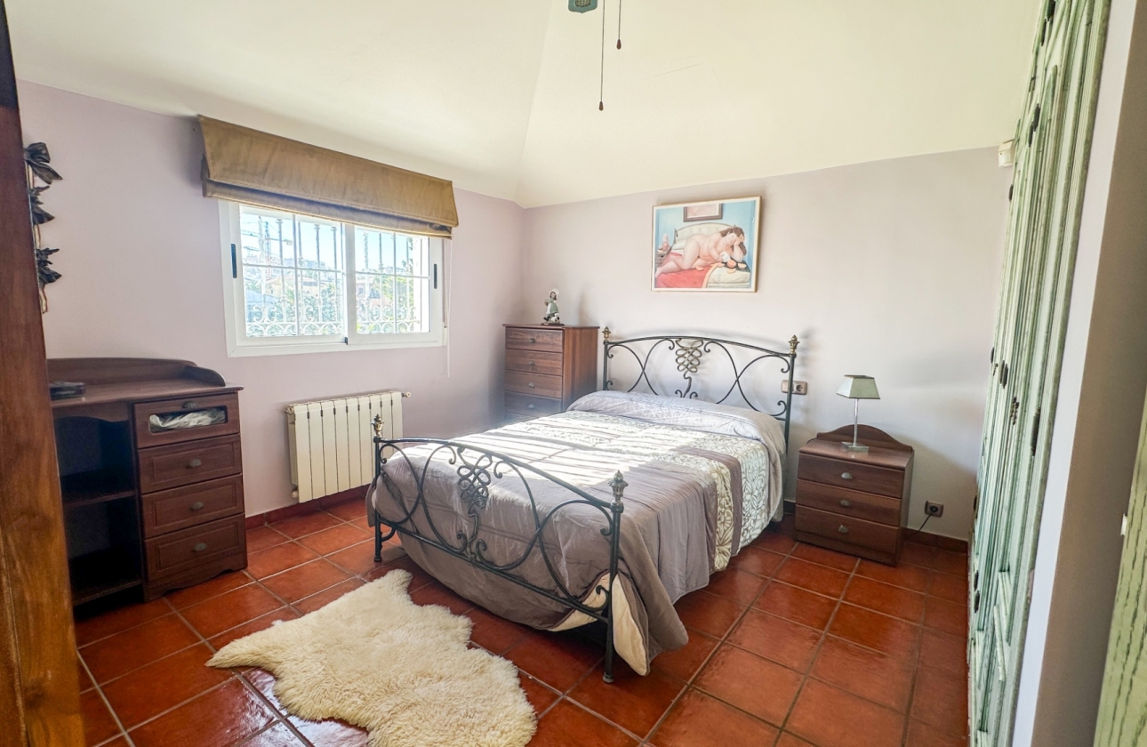 Reventa - Villa - Torrevieja - La Mata