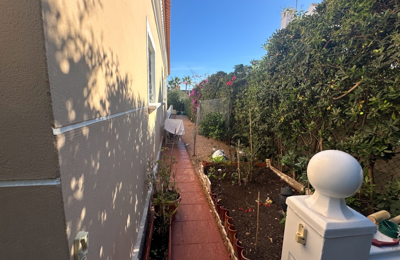 Reventa - Villa - Torrevieja - La Mata
