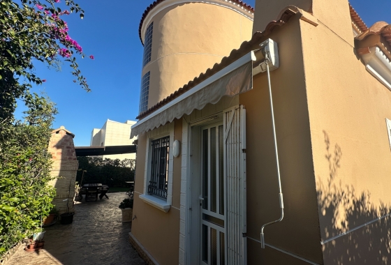 Reventa - Villa - Torrevieja - La Mata