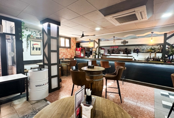 Reventa - Commercial Unit - Torrevieja - Nueva Torrevieja - Aguas Nuevas