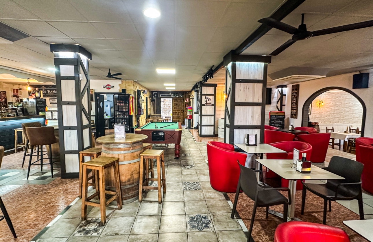 Reventa - Commercial Unit - Torrevieja - Nueva Torrevieja - Aguas Nuevas