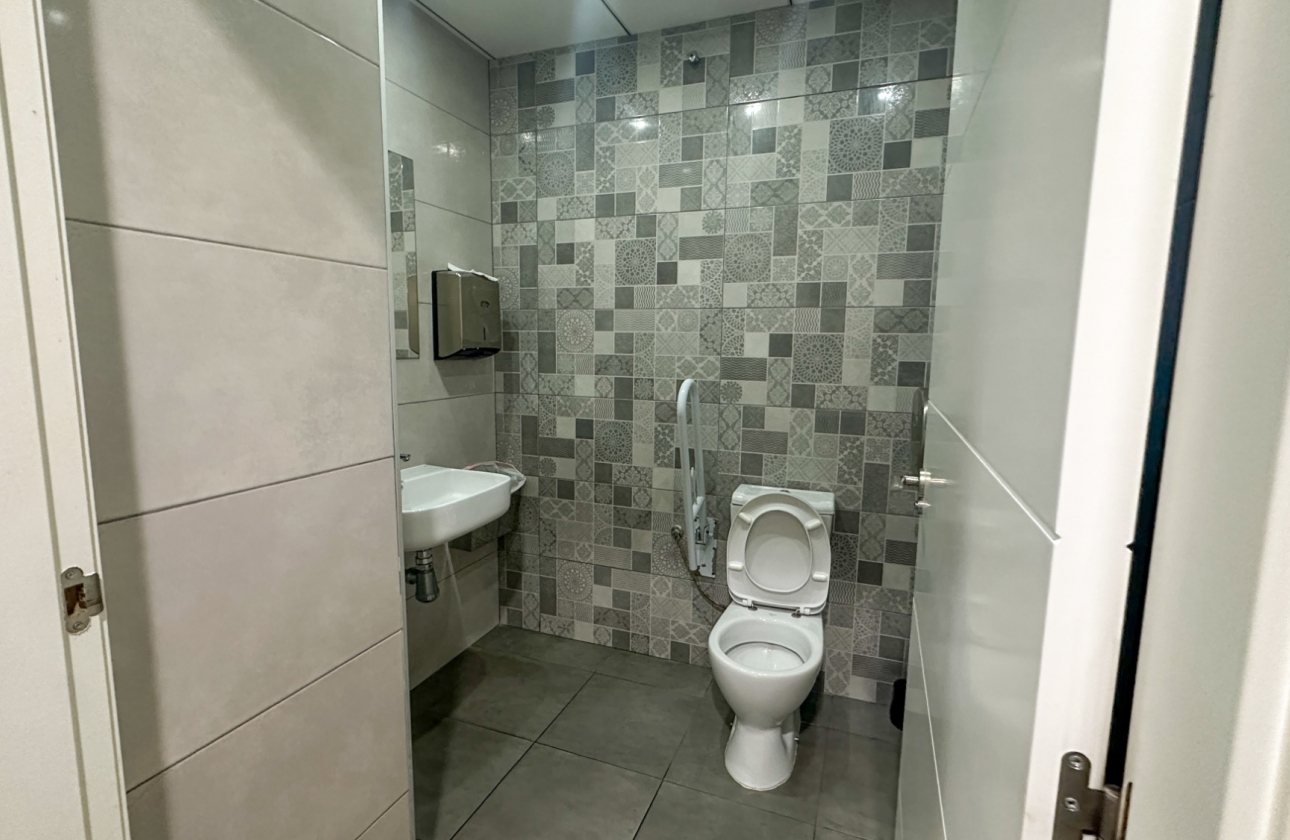 Reventa - Commercial Unit - Torrevieja - Nueva Torrevieja - Aguas Nuevas