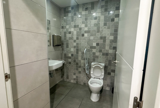 Reventa - Commercial Unit - Torrevieja - Nueva Torrevieja - Aguas Nuevas
