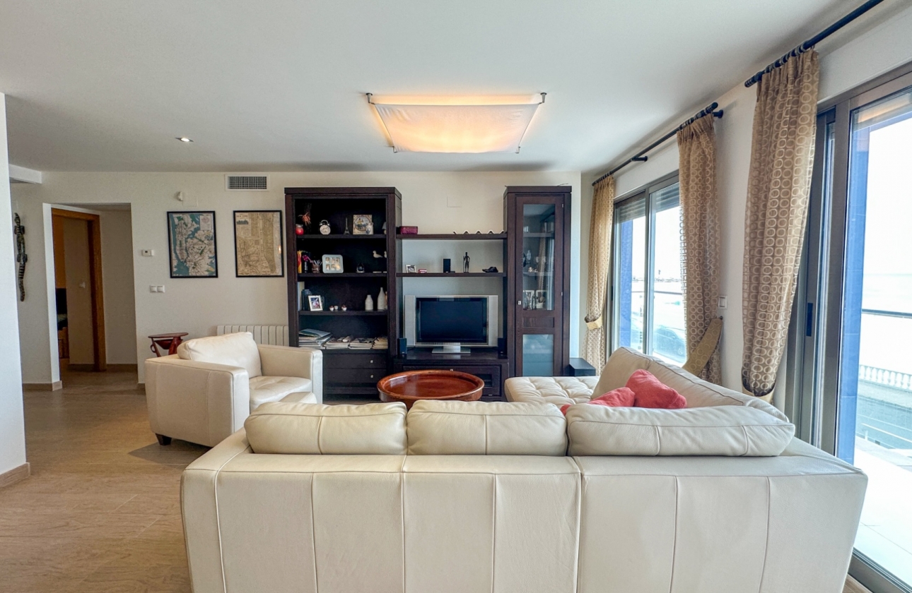 Resale - Apartment - Torrevieja - Playa de los Locos