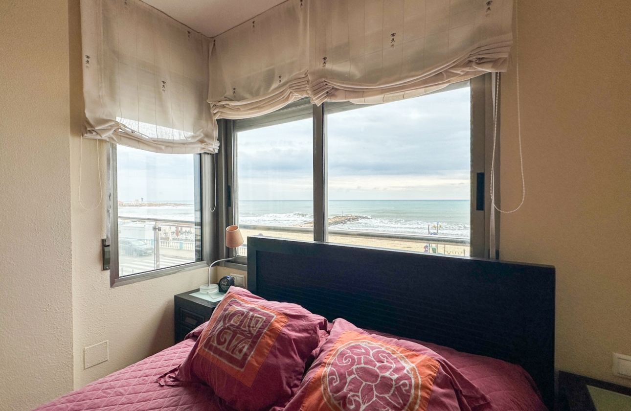 Resale - Apartment - Torrevieja - Playa de los Locos