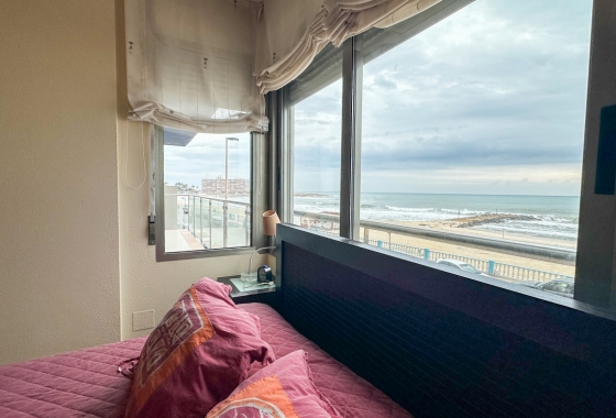 Resale - Apartment - Torrevieja - Playa de los Locos