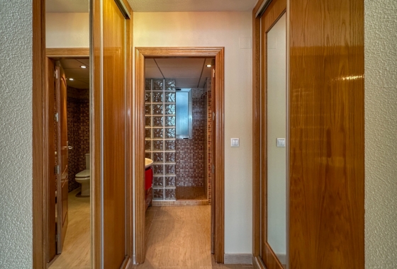 Resale - Apartment - Torrevieja - Playa de los Locos