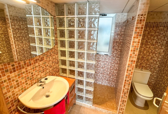 Resale - Apartment - Torrevieja - Playa de los Locos