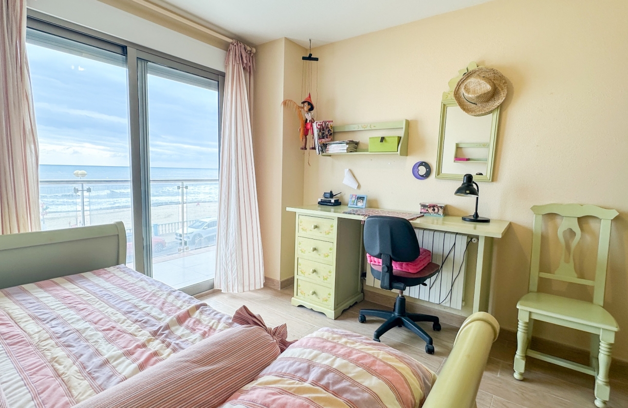 Resale - Apartment - Torrevieja - Playa de los Locos