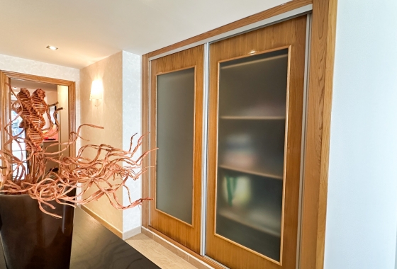 Resale - Apartment - Torrevieja - Playa de los Locos