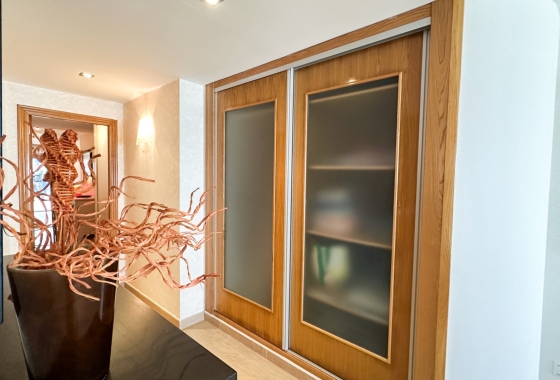 Resale - Apartment - Torrevieja - Playa de los Locos