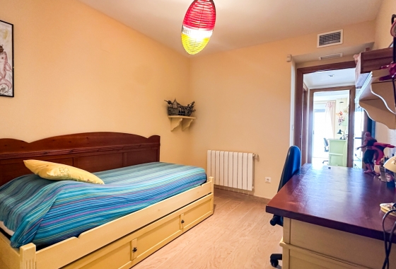Resale - Apartment - Torrevieja - Playa de los Locos