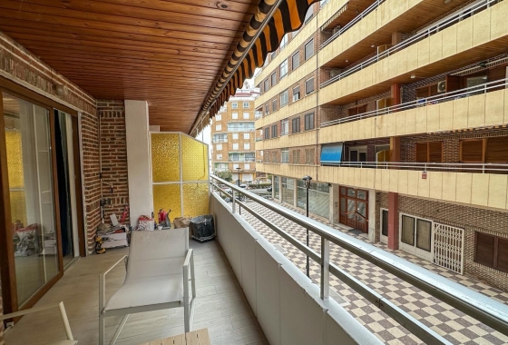 Resale - Apartment - Torrevieja - El Acequión - Los Náufragos