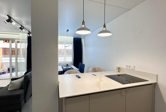 Resale - Apartment - Torrevieja - El Acequión - Los Náufragos