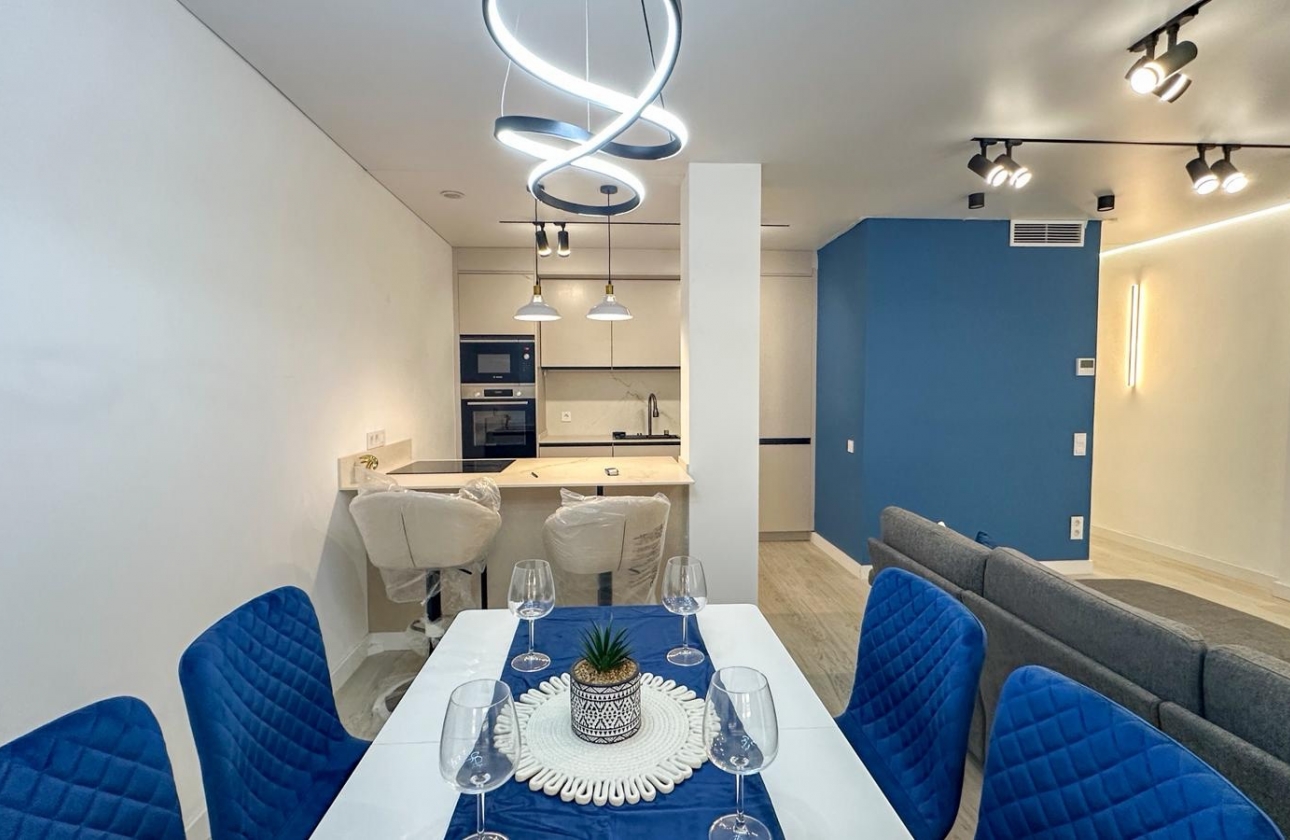 Resale - Apartment - Torrevieja - El Acequión - Los Náufragos