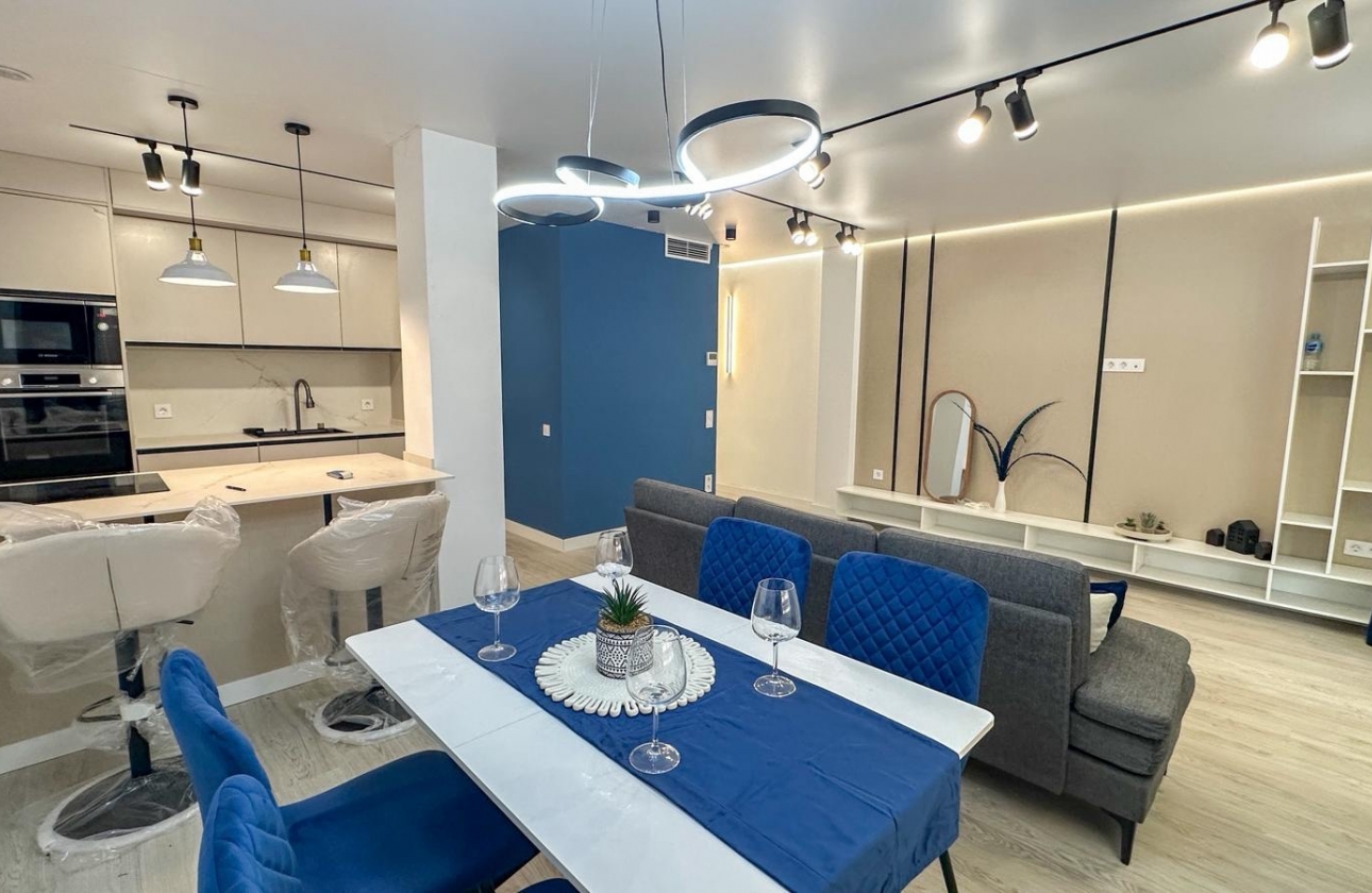 Resale - Apartment - Torrevieja - El Acequión - Los Náufragos