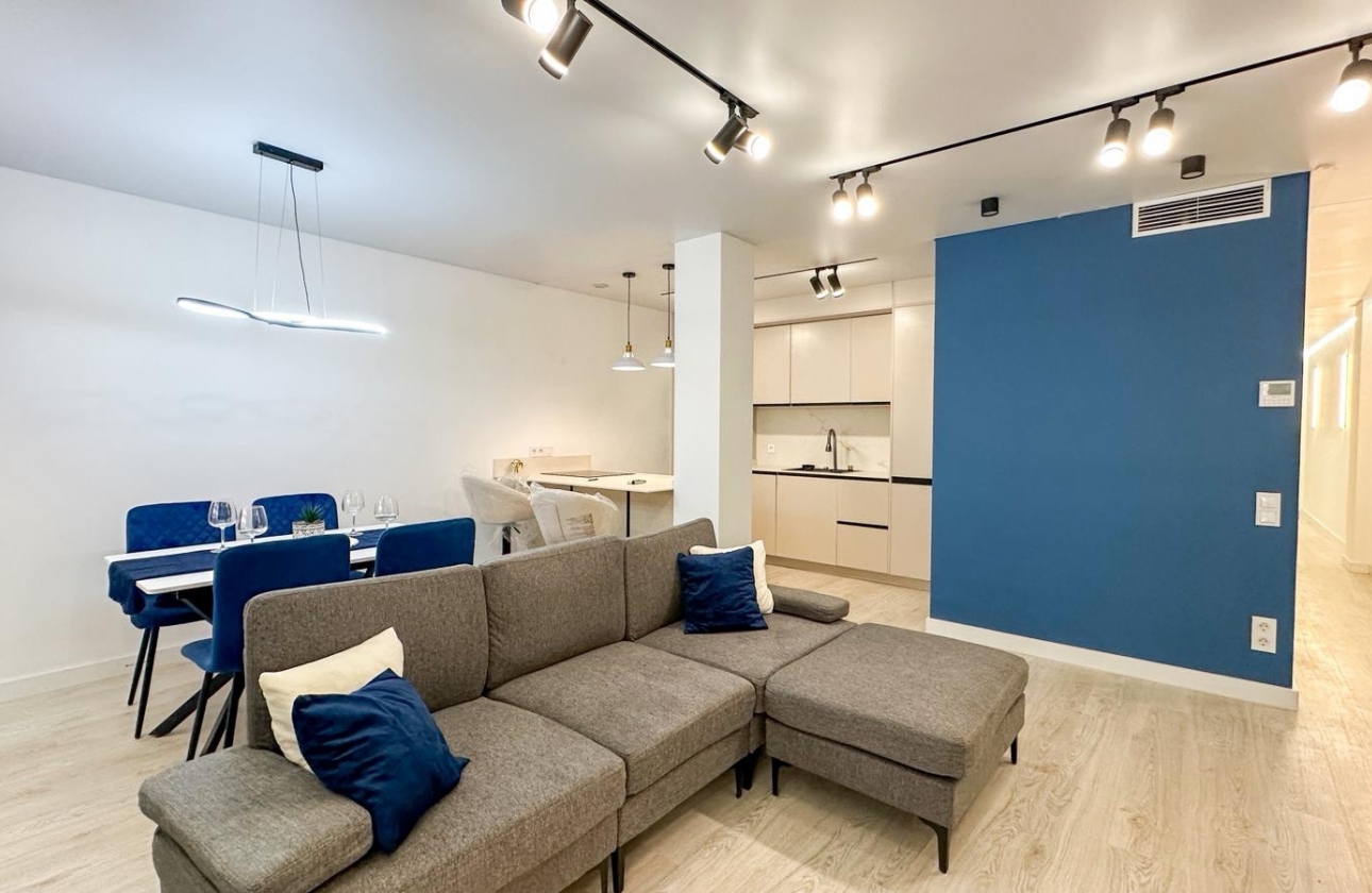 Resale - Apartment - Torrevieja - El Acequión - Los Náufragos