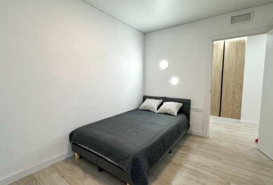 Resale - Apartment - Torrevieja - El Acequión - Los Náufragos