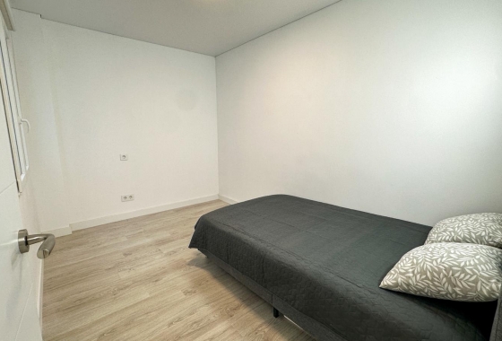 Resale - Apartment - Torrevieja - El Acequión - Los Náufragos