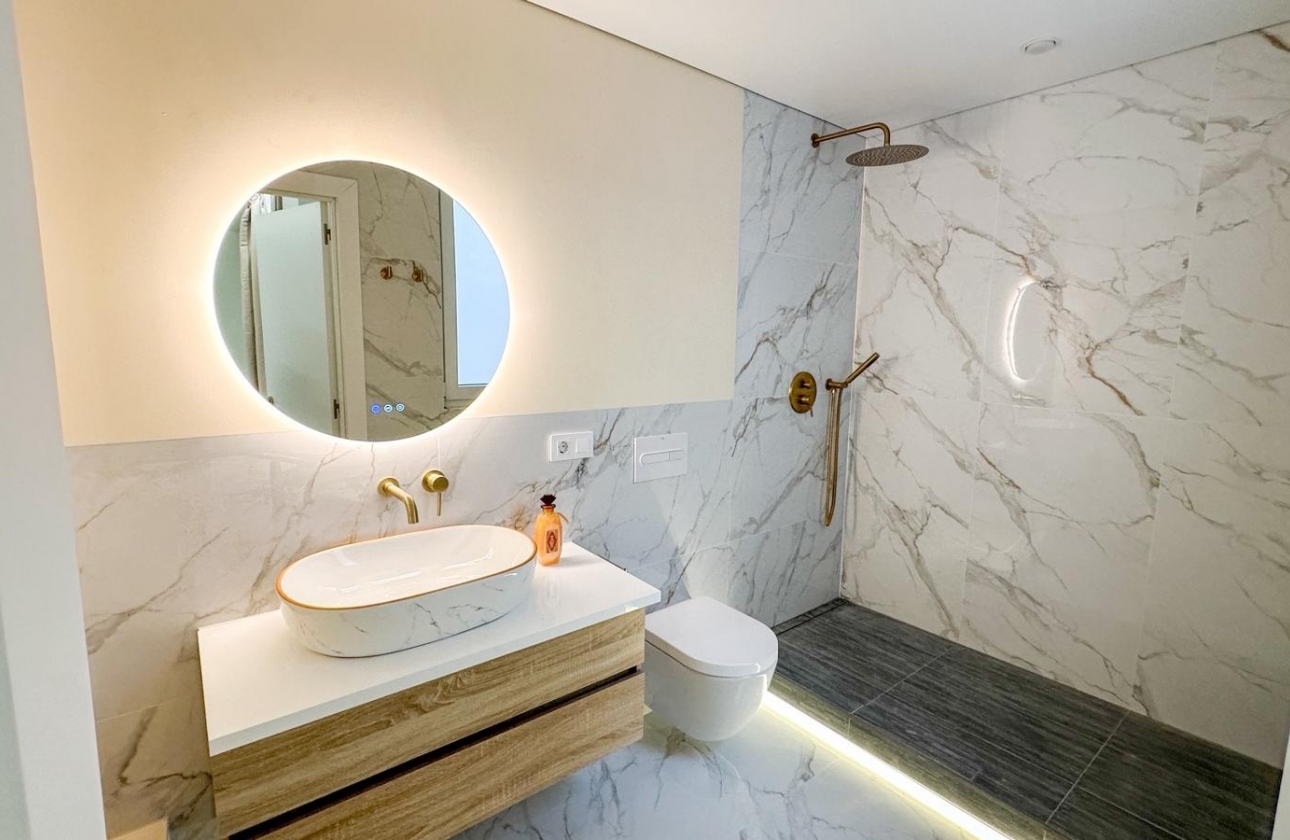Resale - Apartment - Torrevieja - El Acequión - Los Náufragos