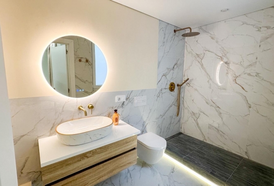 Resale - Apartment - Torrevieja - El Acequión - Los Náufragos