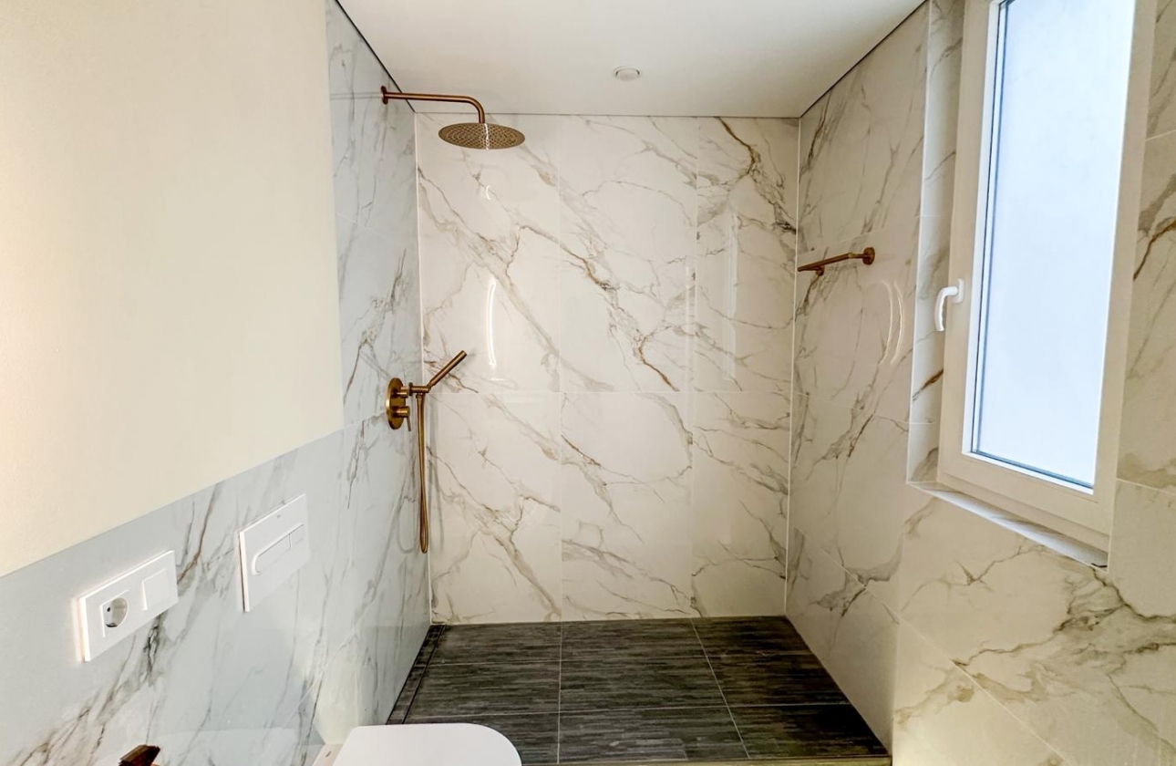 Resale - Apartment - Torrevieja - El Acequión - Los Náufragos
