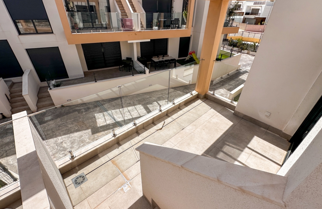 Resale - Bungalow - Orihuela Costa - Costa Blanca Sur