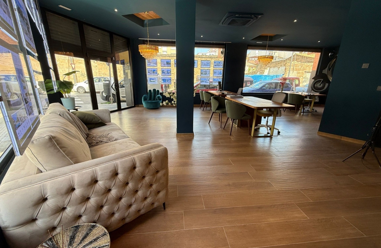 Reventa - Commercial Unit - Palma de Mallorca - Mallorca