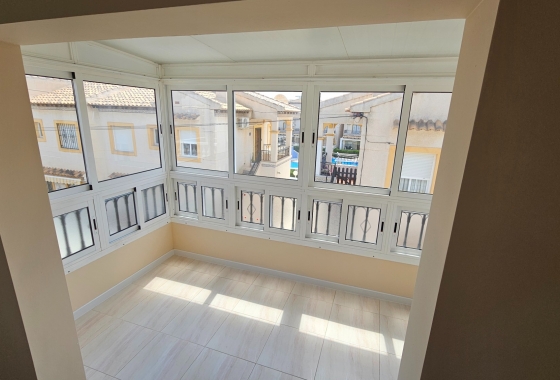 Resale - Bungalow - Orihuela Costa - Playa Flamenca