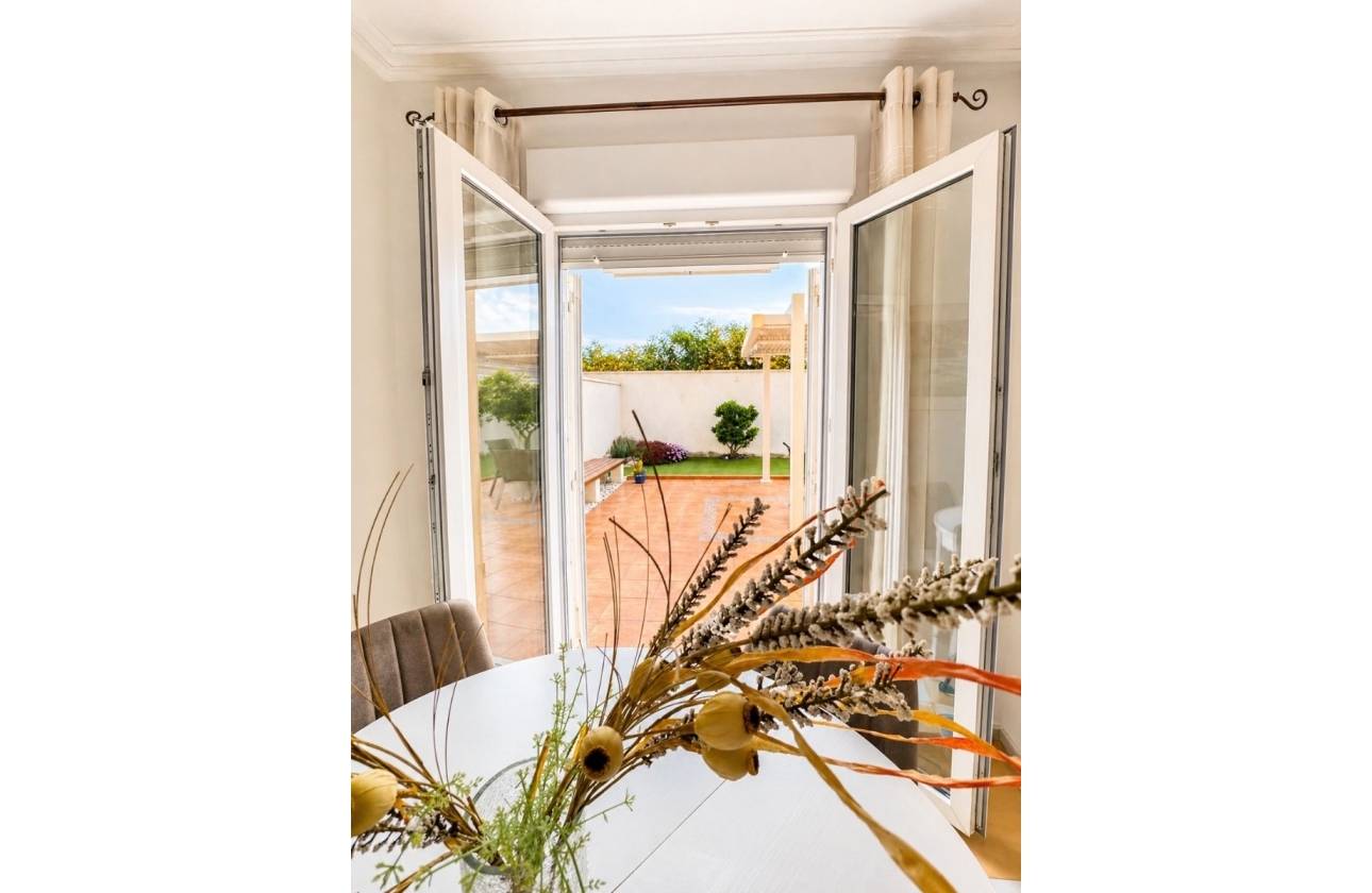 Reventa - Villa - Torrevieja - Nueva Torrevieja - Aguas Nuevas