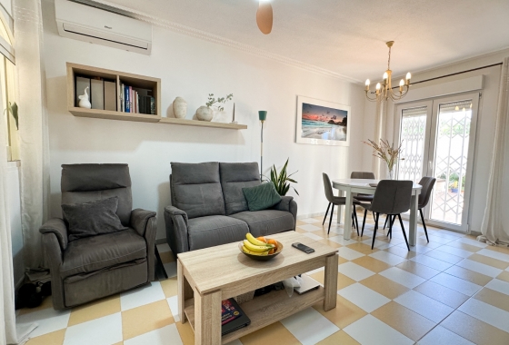 Reventa - Villa - Torrevieja - Nueva Torrevieja - Aguas Nuevas