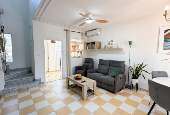 Reventa - Villa - Torrevieja - Nueva Torrevieja - Aguas Nuevas