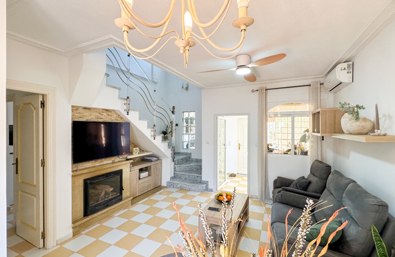 Reventa - Villa - Torrevieja - Nueva Torrevieja - Aguas Nuevas