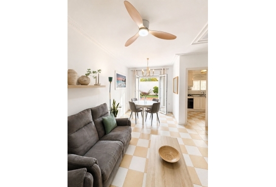 Reventa - Villa - Torrevieja - Nueva Torrevieja - Aguas Nuevas