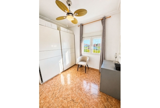 Reventa - Villa - Torrevieja - Nueva Torrevieja - Aguas Nuevas